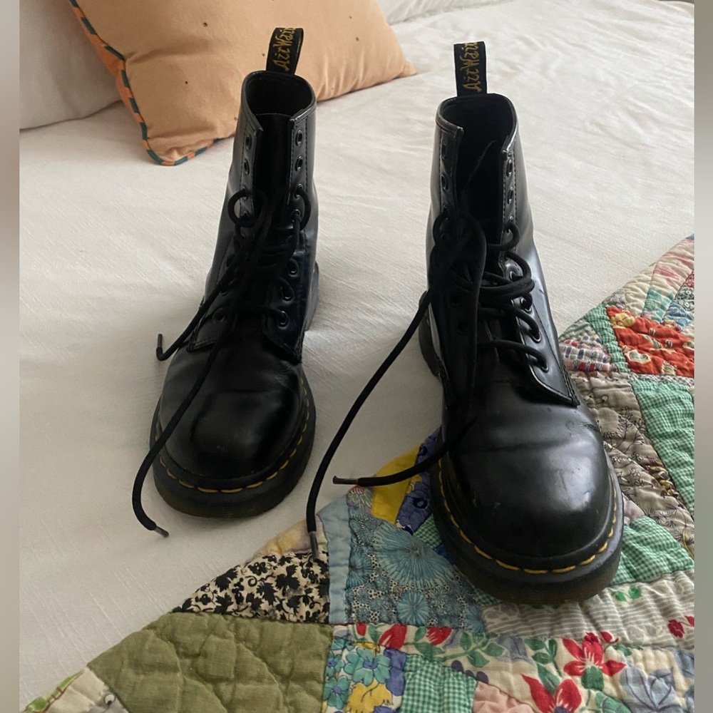 Dr. marten boots :-) worn once size 38